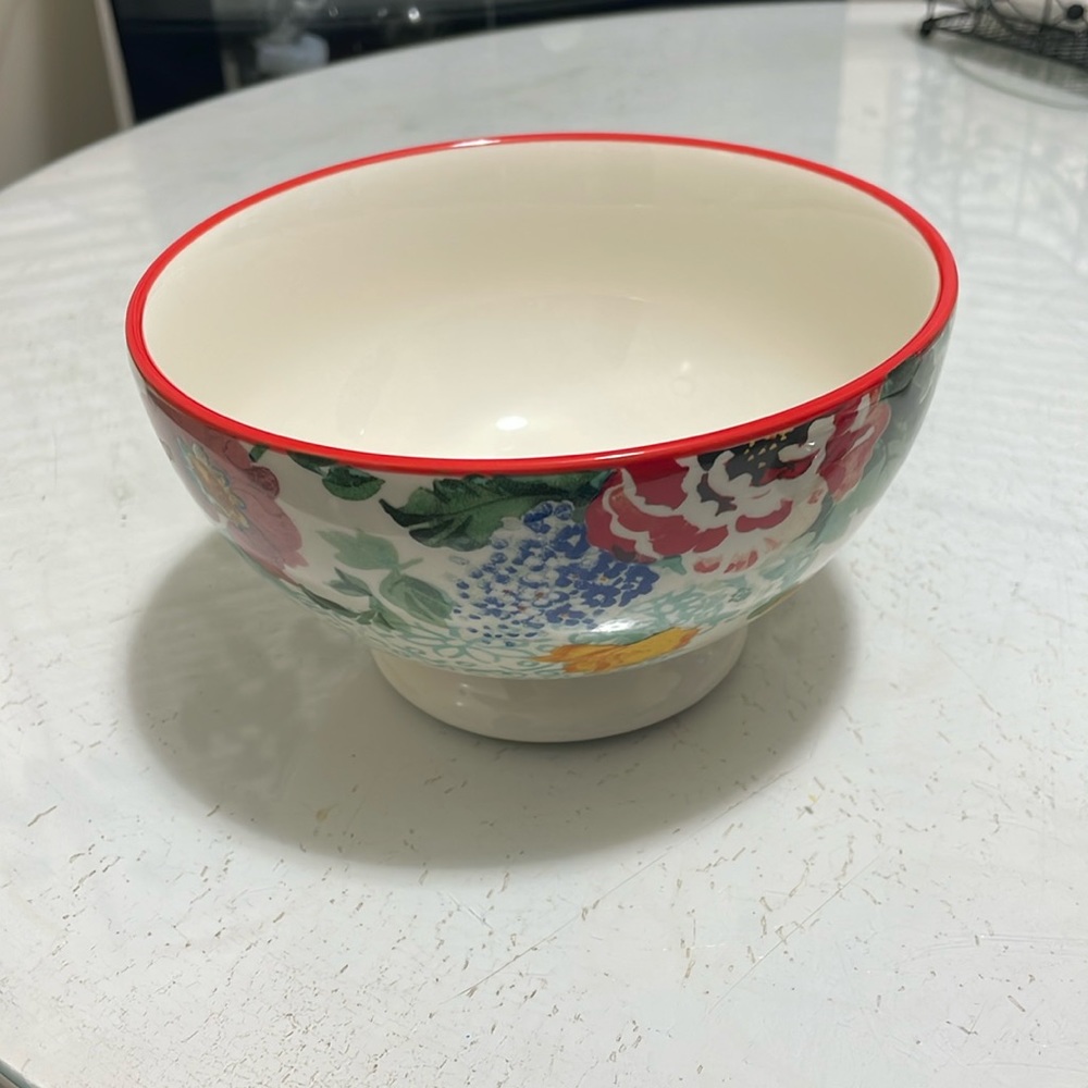 Ceramic bowl